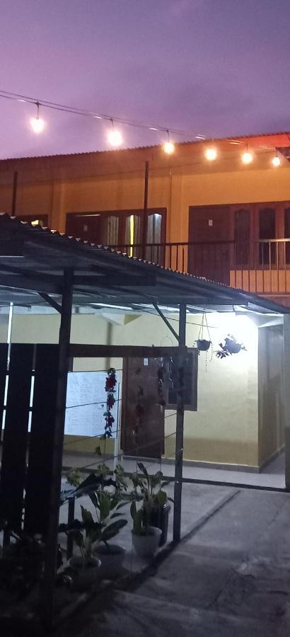 Tange Guest House Ruteng Dış mekan fotoğraf