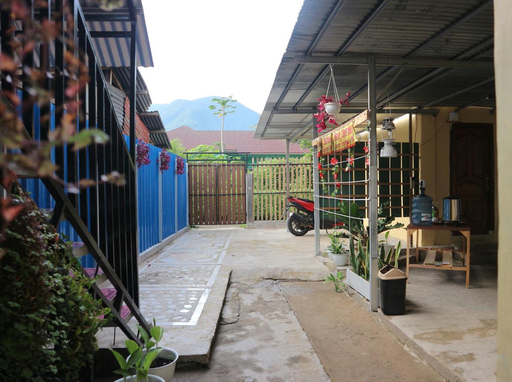 Tange Guest House Ruteng Dış mekan fotoğraf